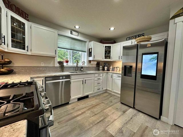 13005 N Alley, Long Beach, WA 98631