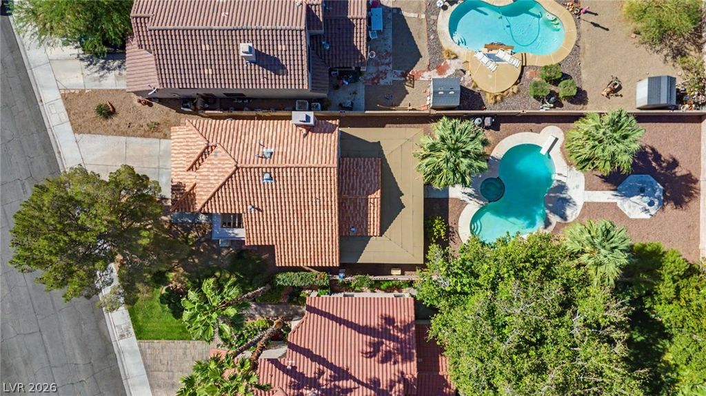 137 Coventry Drive, Henderson, NV 89074 — photo 2