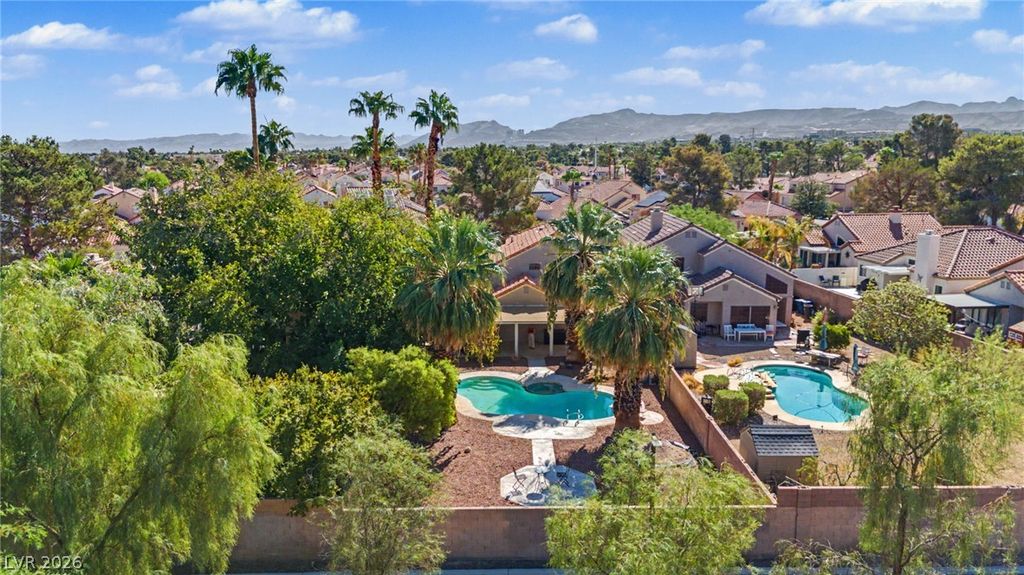 137 Coventry Drive, Henderson, NV 89074 — photo 5