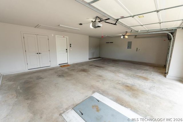 1227 E 133rd Place, Glenpool, OK 74033