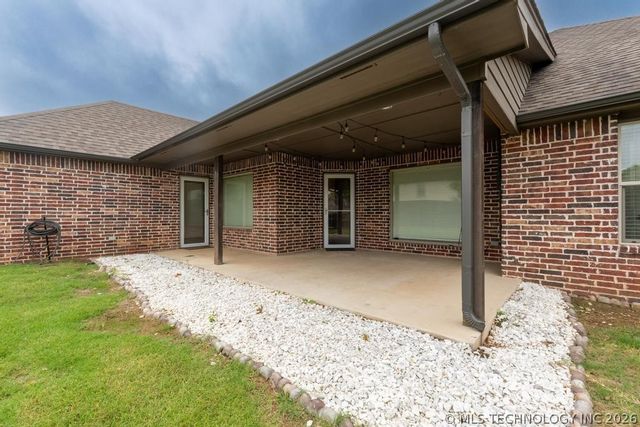 1227 E 133rd Place, Glenpool, OK 74033