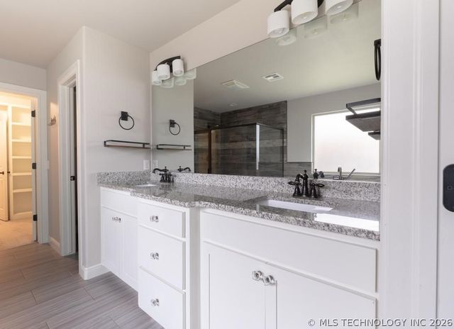 1227 E 133rd Place, Glenpool, OK 74033