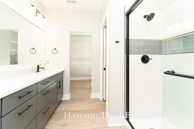 1388 Center Hill Road 53, Lowell, MI 49331