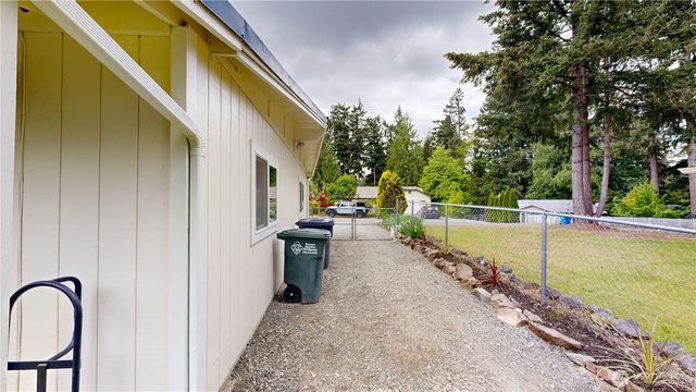 6518 194th Avenue E, Bonney Lake, WA 98391