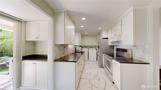 6518 194th Avenue E, Bonney Lake, WA 98391