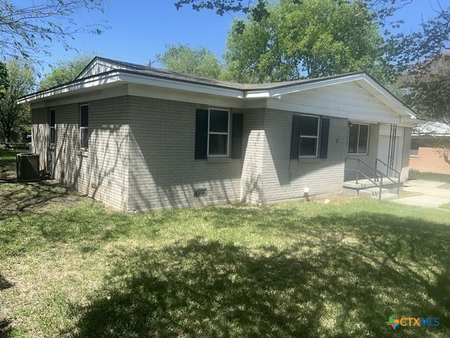 304 Oak Street, Copperas Cove, TX 76522