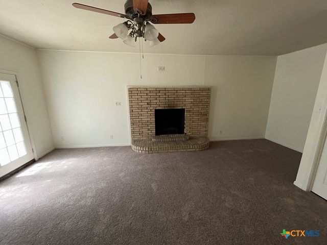 304 Oak Street, Copperas Cove, TX 76522