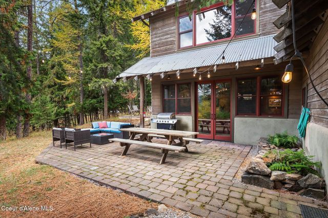 6162 Eureka RD, Sagle, ID 83860