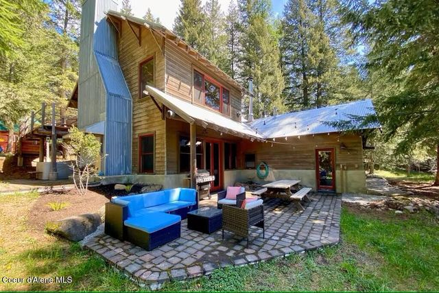 6162 Eureka RD, Sagle, ID 83860