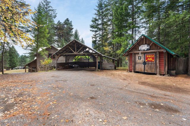 6162 Eureka RD, Sagle, ID 83860