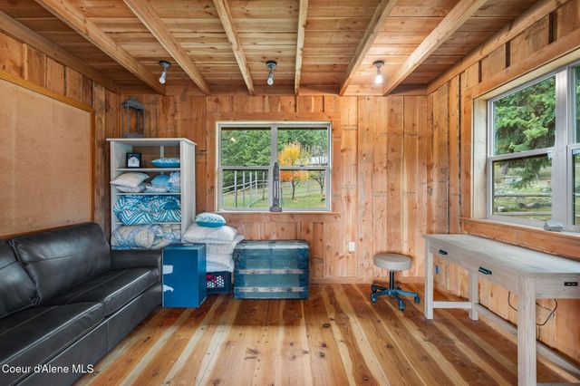 6162 Eureka RD, Sagle, ID 83860