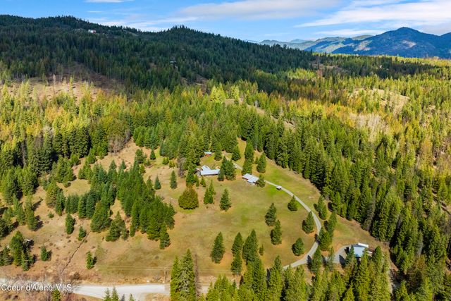6162 Eureka RD, Sagle, ID 83860
