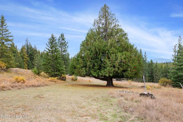 6162 Eureka RD, Sagle, ID 83860