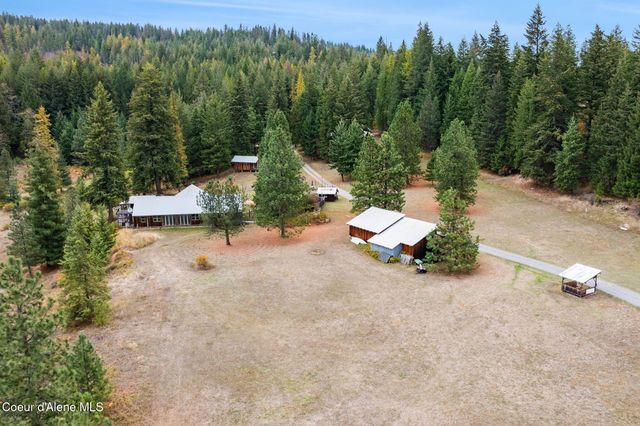 6162 Eureka RD, Sagle, ID 83860