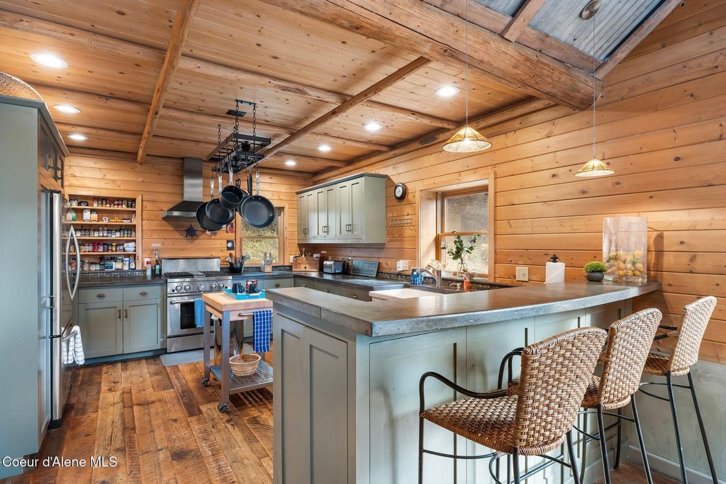 6162 Eureka RD, Sagle, ID 83860 photo 8