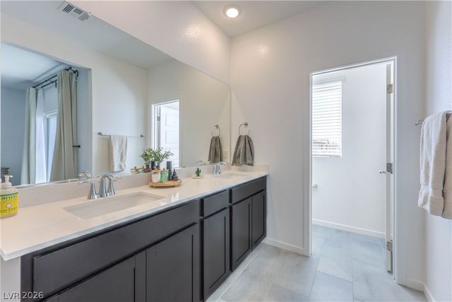 7025 Wales Coast Street, North Las Vegas, NV 89084