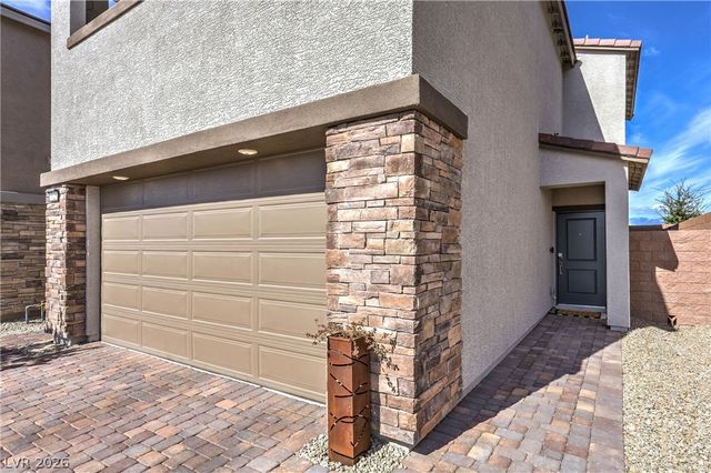 7025 Wales Coast Street, North Las Vegas, NV 89084