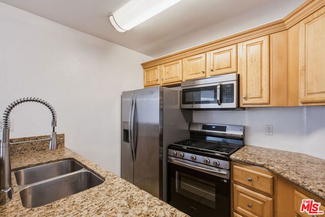 4401 Sepulveda Boulevard 112, Sherman Oaks, CA 91403