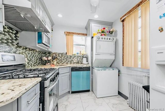 245-24 77 Crescent, Bellerose, NY 11426