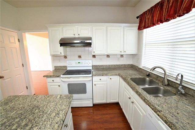 8305 Grenadier Trail, Suwanee, GA 30024