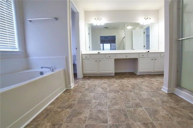 8305 Grenadier Trail, Suwanee, GA 30024