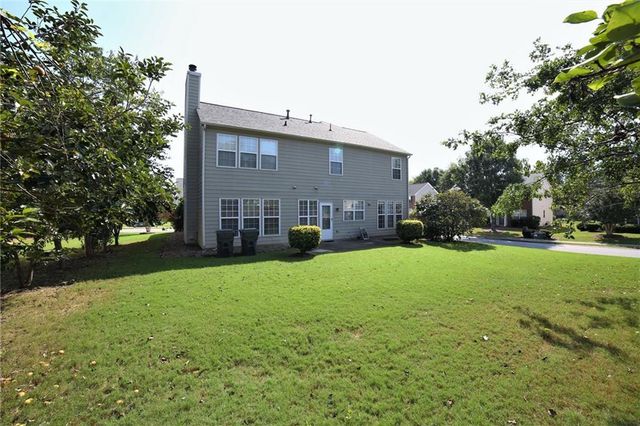 8305 Grenadier Trail, Suwanee, GA 30024