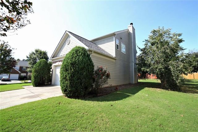 8305 Grenadier Trail, Suwanee, GA 30024