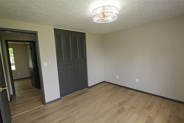 5917 Summersweet Drive, Clayton, OH 45315