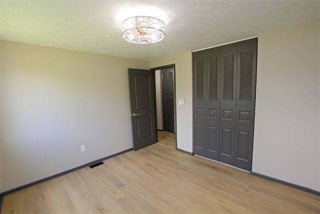 5917 Summersweet Drive, Clayton, OH 45315