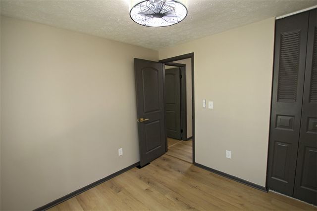 5917 Summersweet Drive, Clayton, OH 45315