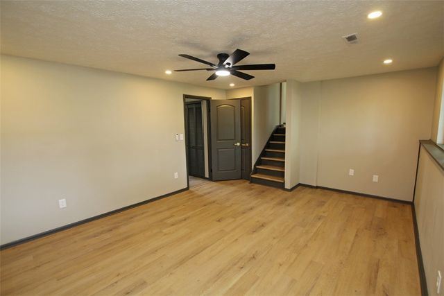 5917 Summersweet Drive, Clayton, OH 45315