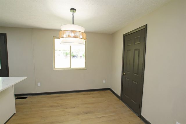 5917 Summersweet Drive, Clayton, OH 45315