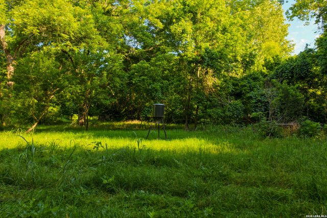 279 FERMIN LN, Seguin, TX 78155