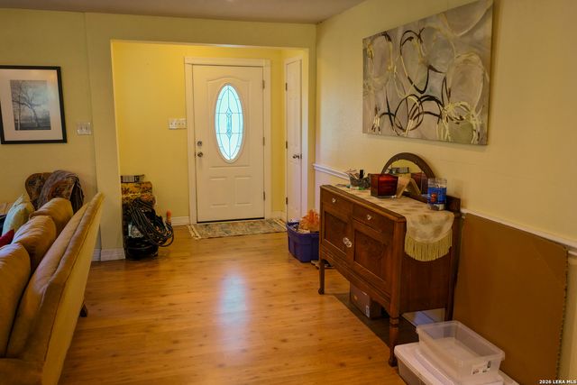 279 FERMIN LN, Seguin, TX 78155