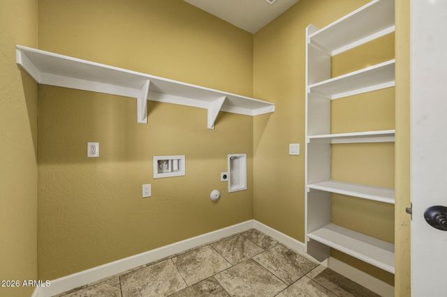 210 N PETTOSHAS Drive, Maricopa, AZ 85139