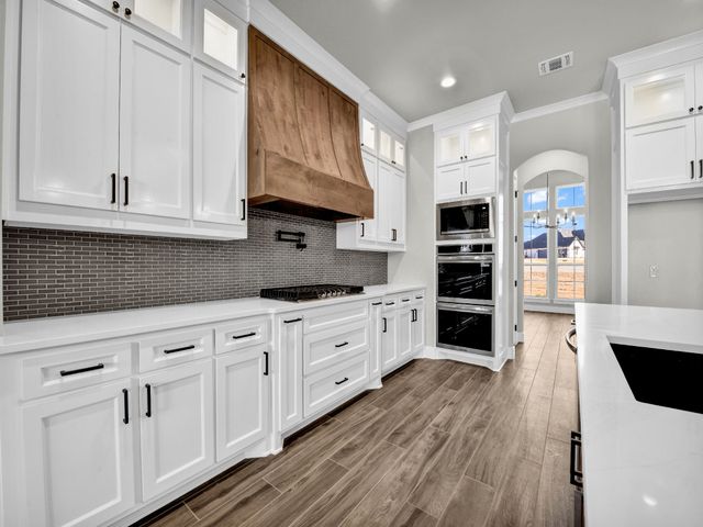 213 Desperado Court, Weatherford, TX 76088