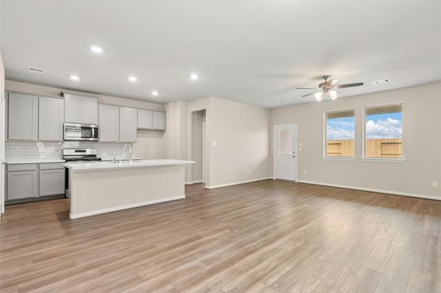 15818 Tall Barberry Lane, Crosby, TX 77532