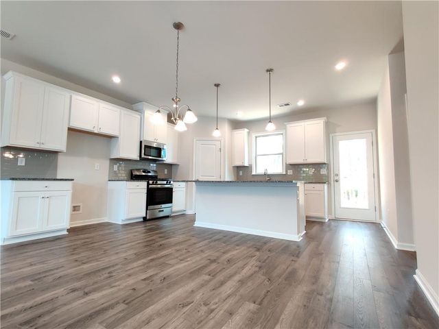 331 Mahone Drive 16, Lilburn, GA 30047