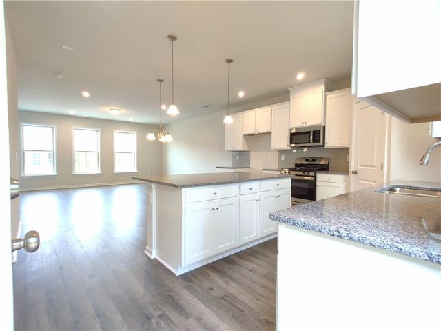 331 Mahone Drive 16, Lilburn, GA 30047