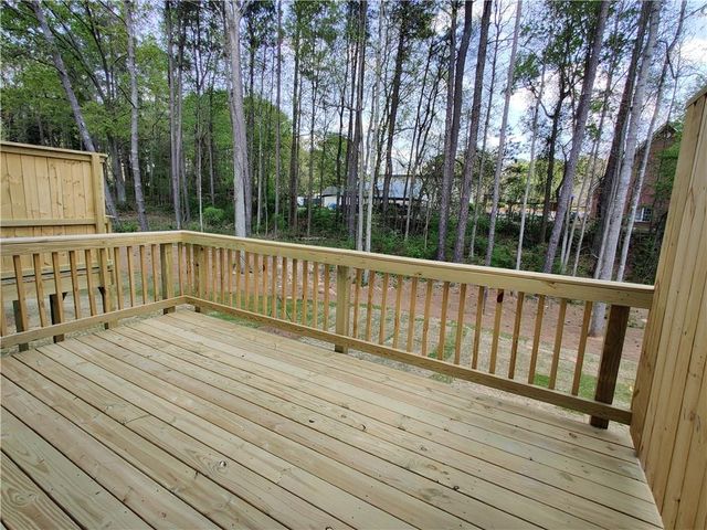 331 Mahone Drive 16, Lilburn, GA 30047