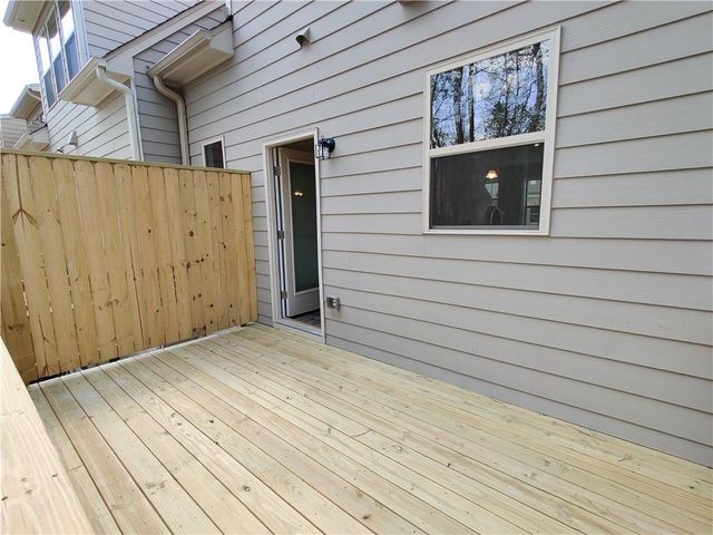 331 Mahone Drive 16, Lilburn, GA 30047