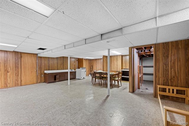 25968 Keith Street, Dearborn Heights, MI 48127