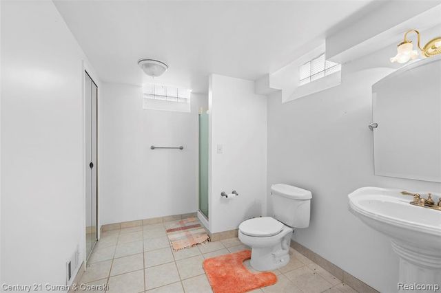 25968 Keith Street, Dearborn Heights, MI 48127