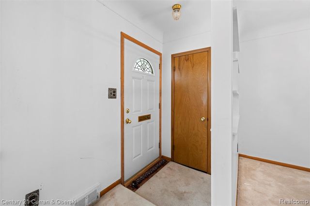 25968 Keith Street, Dearborn Heights, MI 48127