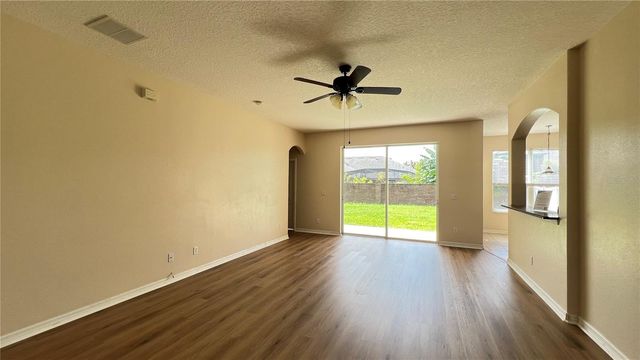 806 LOST GROVE CIRCLE, Winter Garden, FL 34787