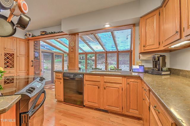 5134 Foxfire Trail, Kingsport, TN 37664