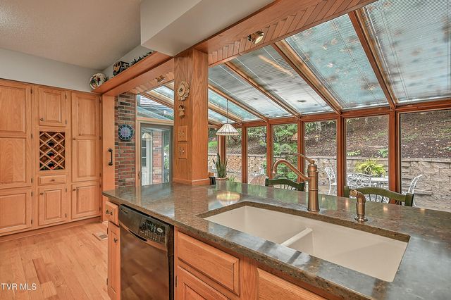 5134 Foxfire Trail, Kingsport, TN 37664