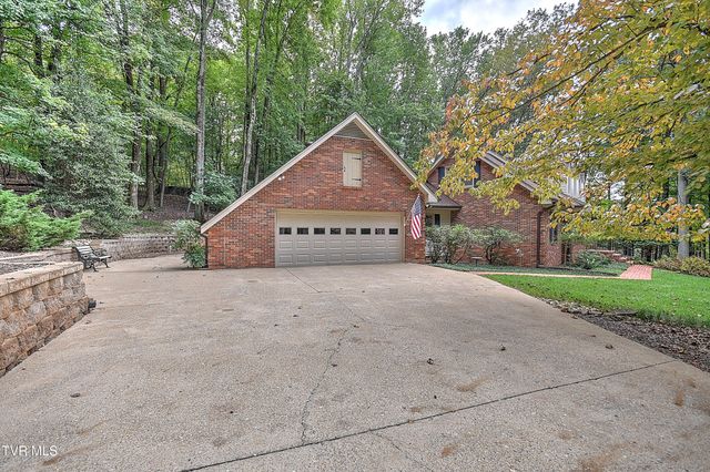 5134 Foxfire Trail, Kingsport, TN 37664