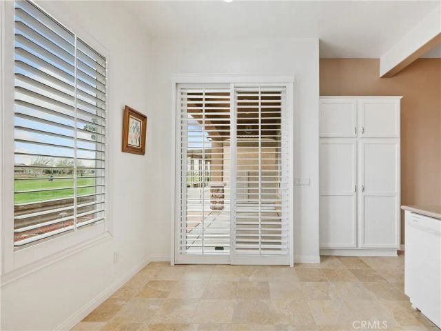 10364 Lakeshore Drive, Apple Valley, CA 92308