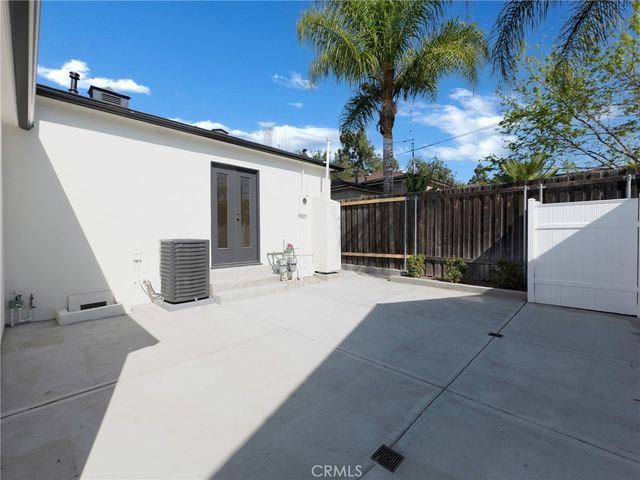 2108 N Pass Avenue, Burbank, CA 91505